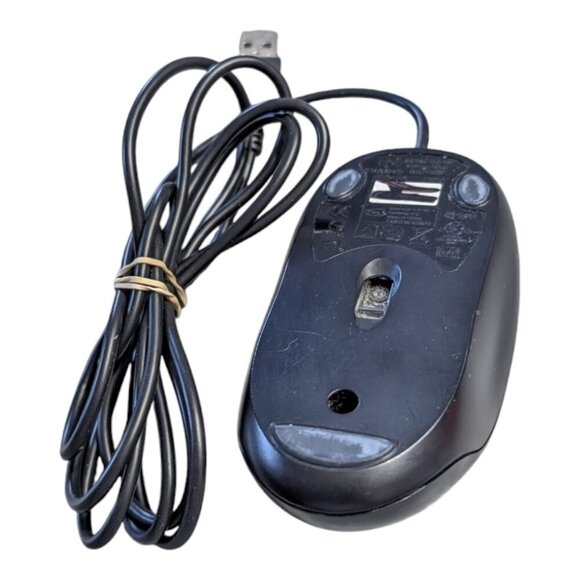 LOGITECH M-UAE96 USB OPTICAL MOUSE TESTED WORKING - Picture 6 of 7